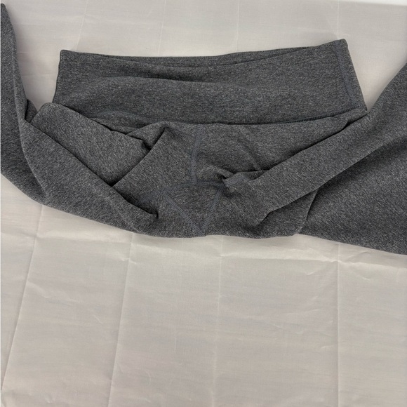 Lululemon Heather Gray Capri‎ Pant - Picture 8 of 9